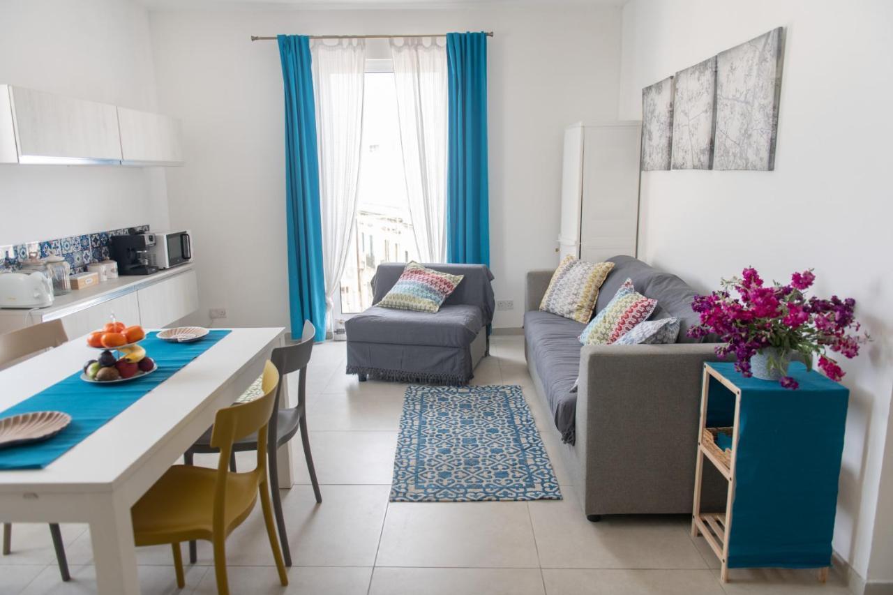 Sliema, Villa Savoia Luxury Apartment For 5 Guests Gzira Exterior photo